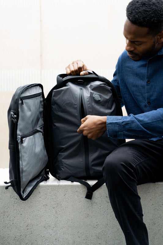 Inside Backvac Pro’s Odor-Proof Compartment